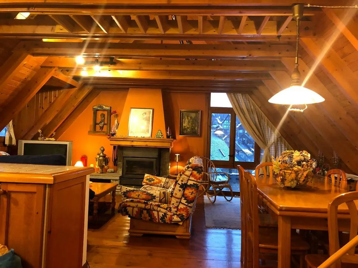 Casa De Piedra Con Encanto En El Bonito Pueblo De Bagergue 0*,